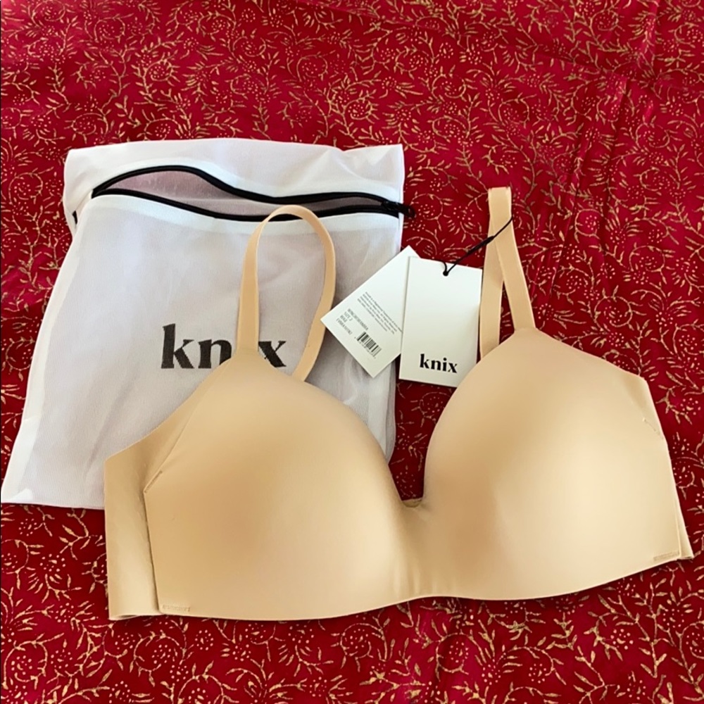 Knix WingWoman Wire Free Bra size 2 beige